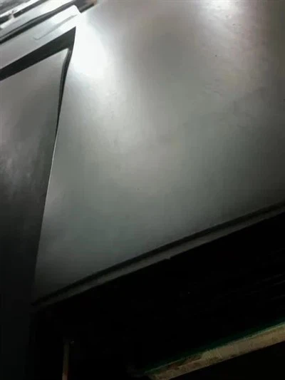 ورقة مطاطية خالية من الألياف المعززة